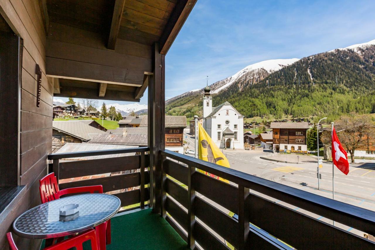 Hotel Blinnenhorn Reckingen Eksteriør bilde